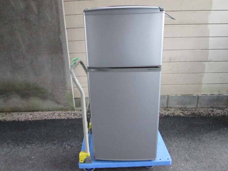 回収無料☆古いのにメチャ綺麗な冷蔵庫、日本メーカーは長持ちで有名な話し覚えてる？ 楽天市場】（日本正規販売店）【配送・設置費込】SMEG 冷蔵庫