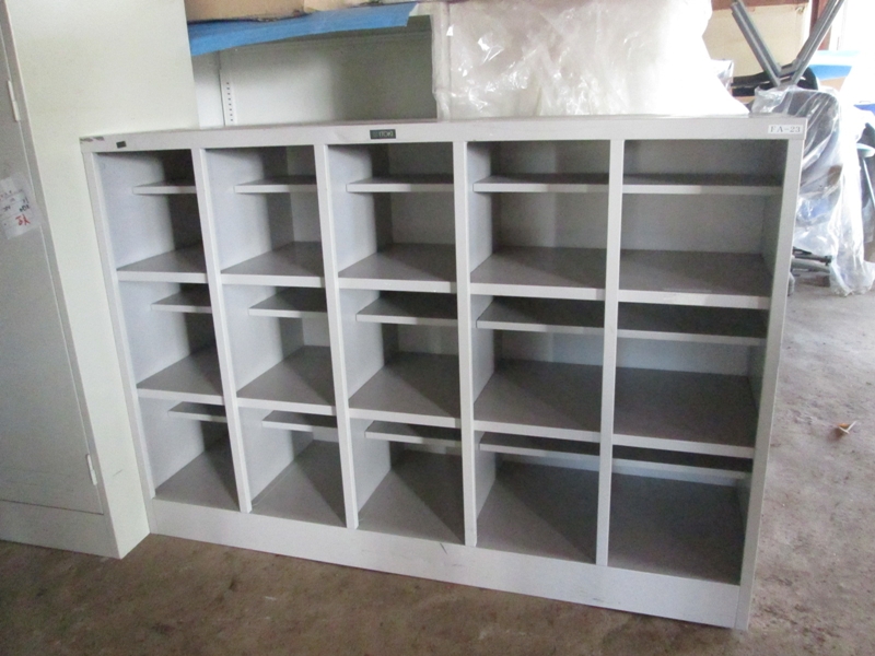 シューズボックス　15人用