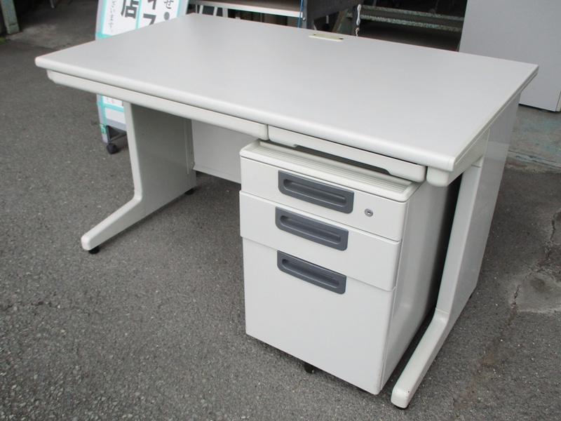 プラス 平デスクW1200+３段ワゴンset