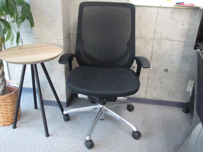 ハイスペック 事務用チェア　ゼファー　