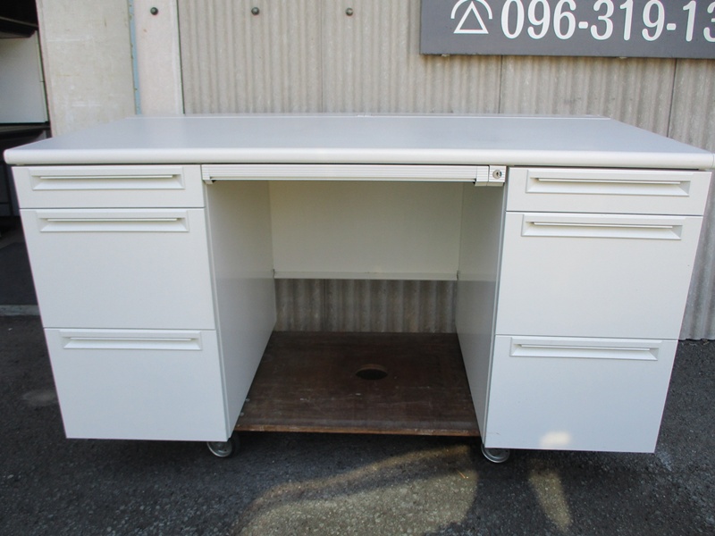 両袖デスク　プラス